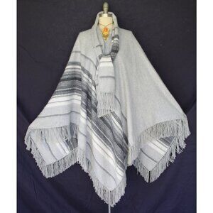 vintage Alpaca Fair Trade blanket Poncho Peruvian jumper wool cloak cape Jacket
